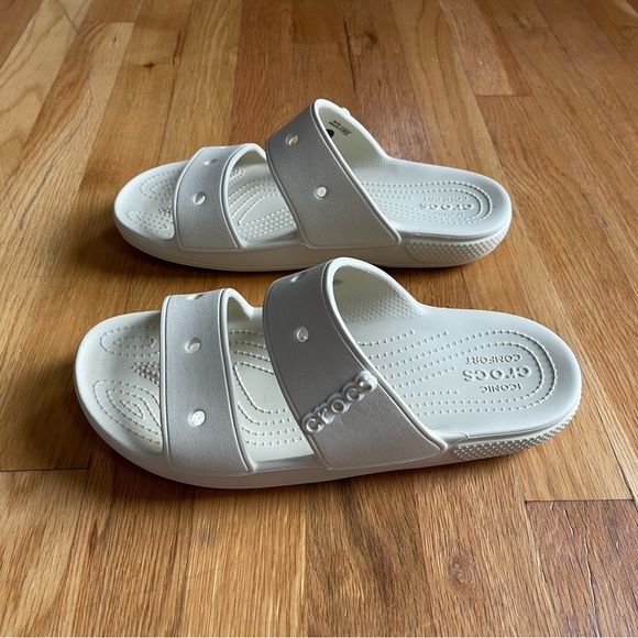 Crocs Unisex Classic Two-Strap Slide Sandals Cream Sz 10 - Picture 4 of 9